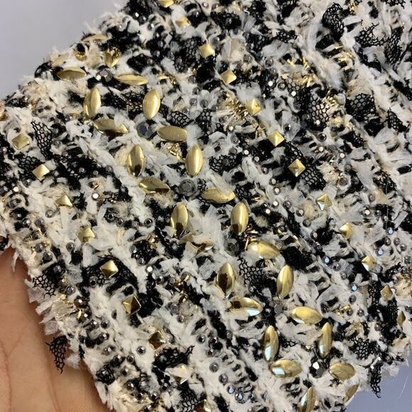 St.john COLLECTION Amour Embellished Tweed Jacket - Picture 13 of 15